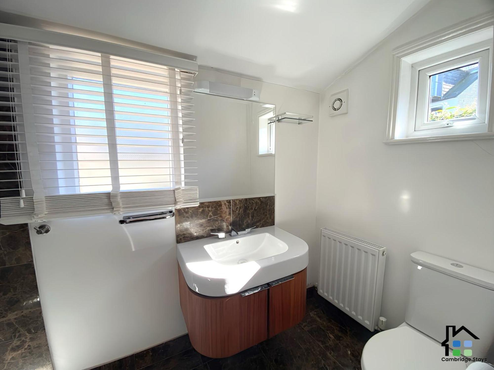 Cambridge Stays 3Br House, Easy Walk To City Center, 2 Showers, Garden, 2 Free Parking Spaces Esterno foto